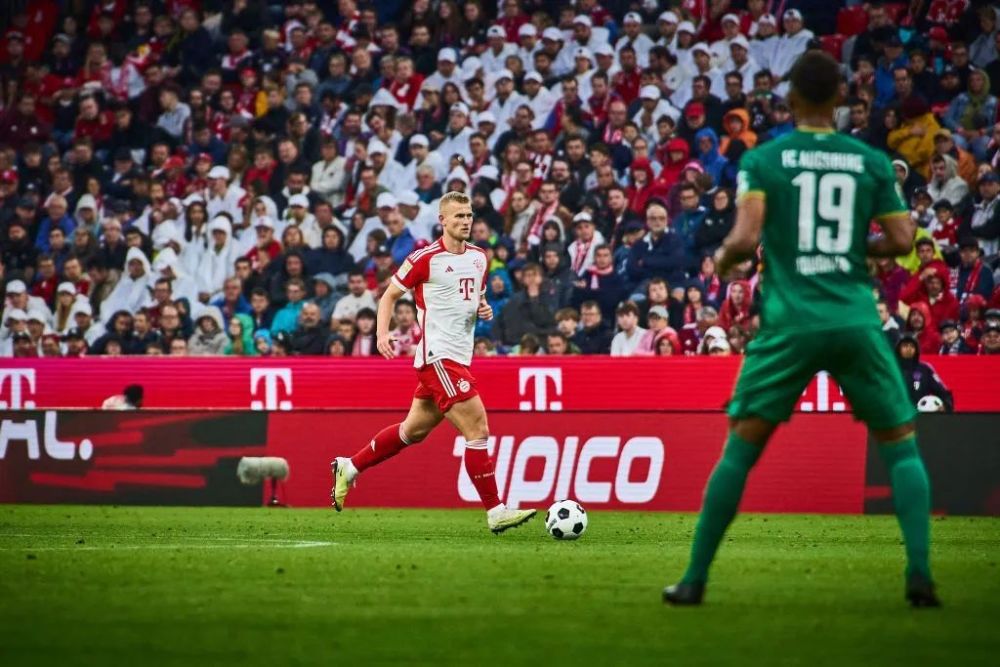  门兴格拉德巴赫客场失利积分排名下滑至中游